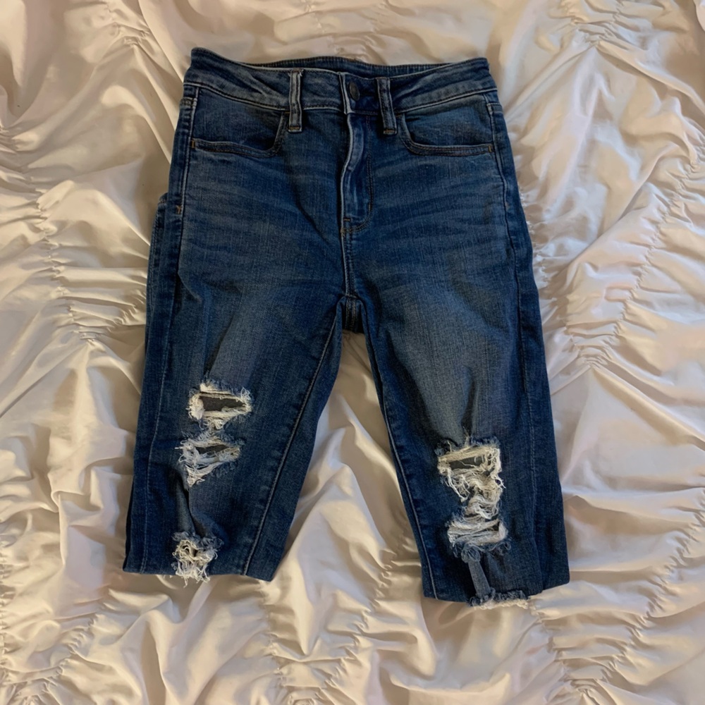 American Eagle Distressed Jeans